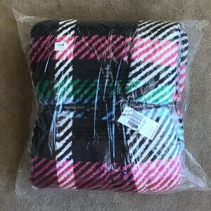 Vera Bradley Pink, Green, and Black Plaid Throw Blanket